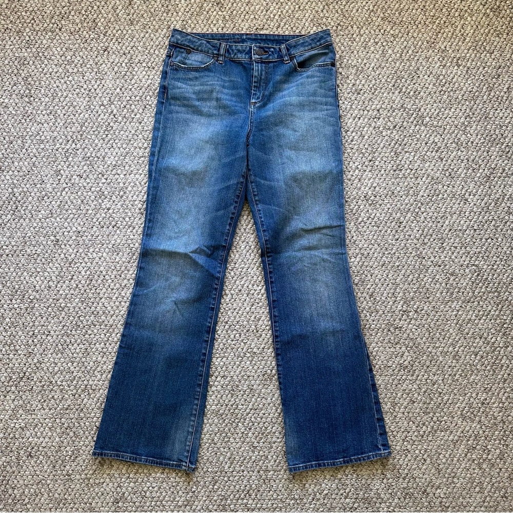 Heritage flared denim jeans size 10 30” waist mid rise bootcut denim pants